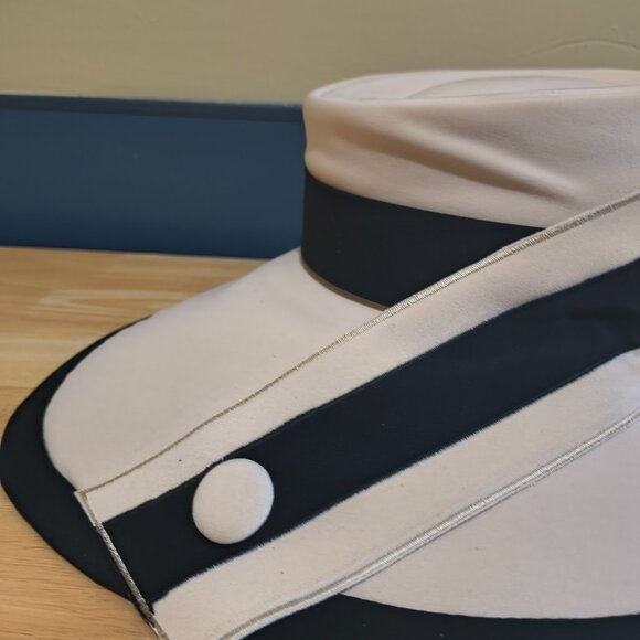 LISA RENE Women’s Black + White Derby / Church Hat | Fancy Statement | One Size - Picture 3 of 5